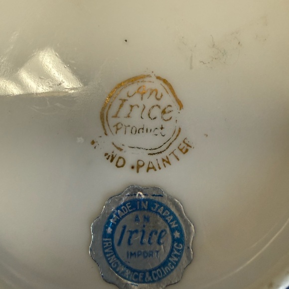 Vintage Irice Japan Rose (Hand Painted) Porcelain Trinket Box with Gold Lid - Picture 7 of 11